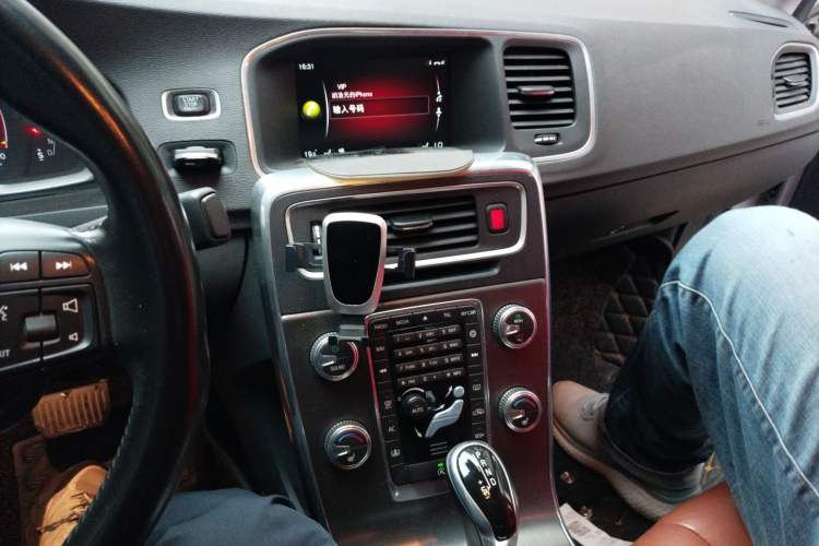 Used Volvo S60 2015 S60L T5 Intelligent Drive Edition