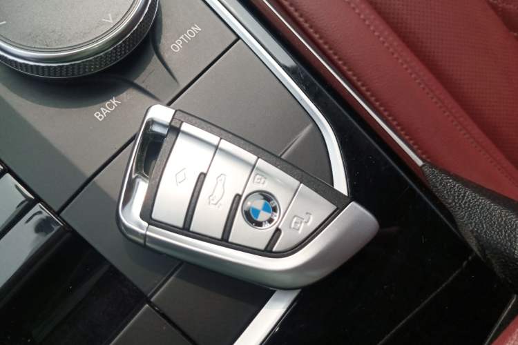 Used BMW i3 2022 eDrive 35 L Vehicle Key