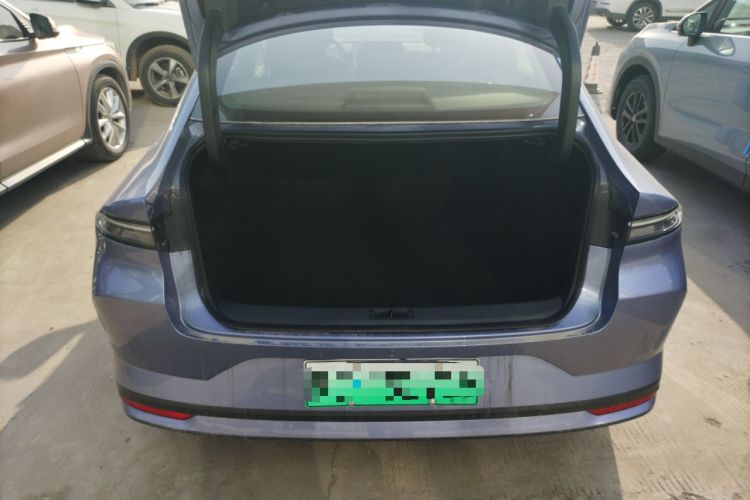 Used Nissan N6 2026 Model 180 Max Trunk