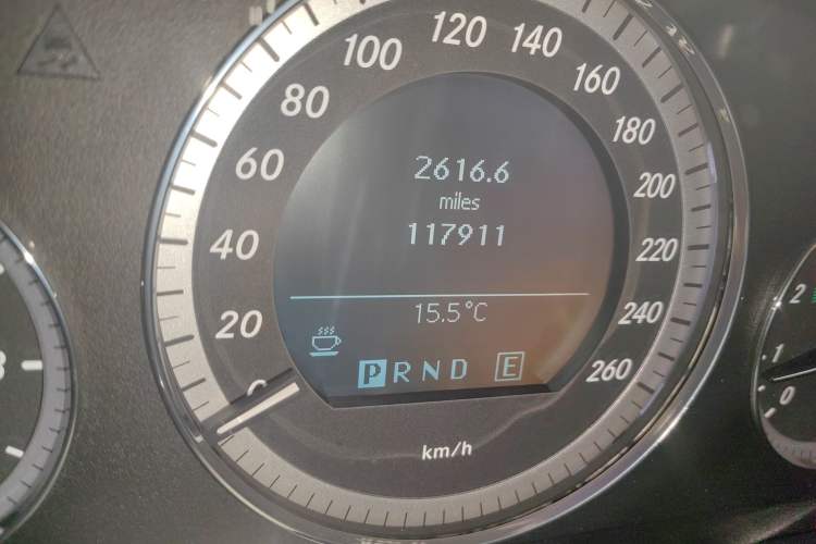 Used Mercedes-Benz E-Class 2011 E 200 L CGI Elegant Model