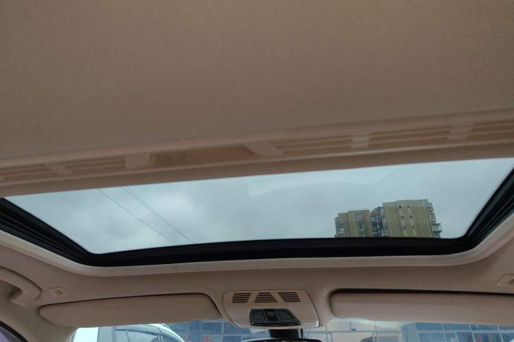 Used BMW 3 Series 2014 320Li Fashion Model