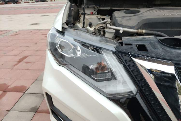 Used Nissan X-Trail 2017 2.5L CVT Luxury Edition 4WD
