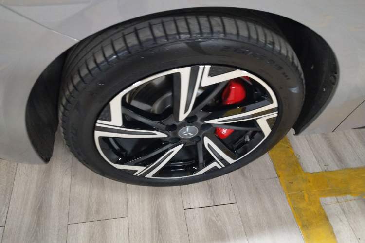 Used Hongqi EH7 2024 760 Pro+ All-Wheel-Drive Glory Edition
