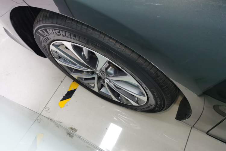 Used Lexus ES 2022 300h Excellence Edition