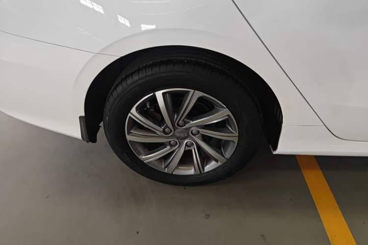 Used Geely Auto Binray 2019 200T DCT Binchi Edition Right Rear Wheel Hub