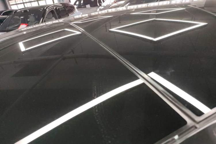 Used ONVO Luxeed L90 2025 Model—Ultra Six-Seater Version
