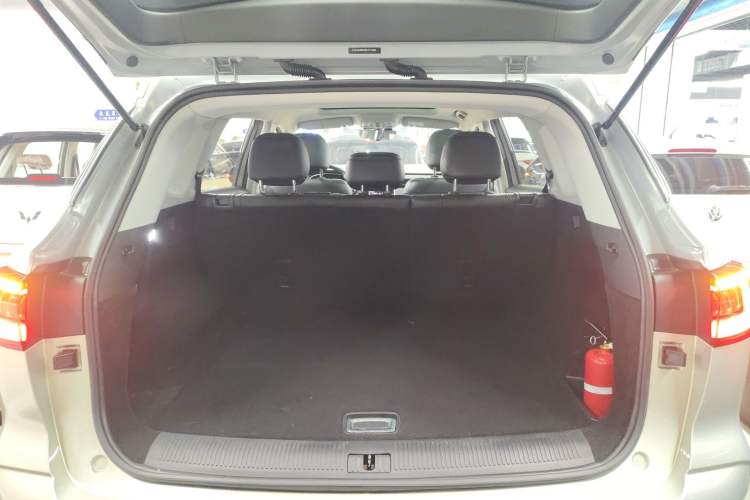 Used Roewe RX5 MAX 2019 400TGI Automatic Smart Cabin Luxury Edition