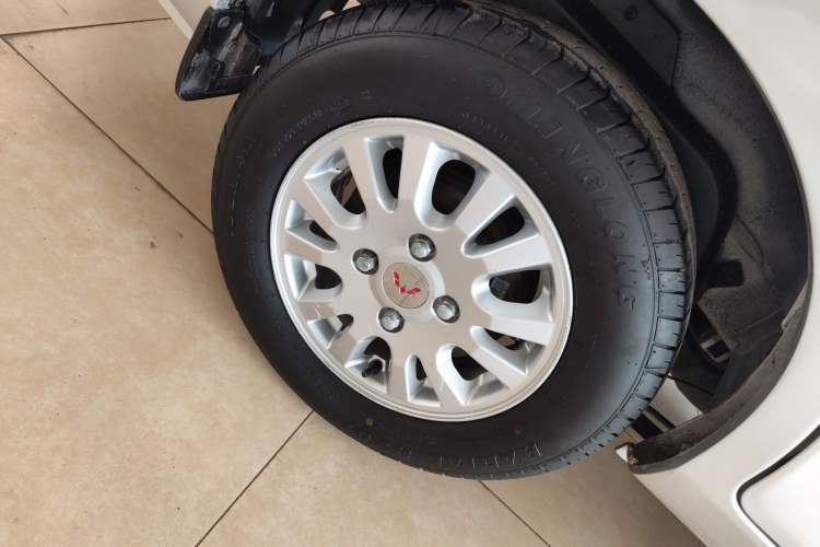 Used Wuling Rongguang V 2019 1.5L Standard Version China VI LAR
