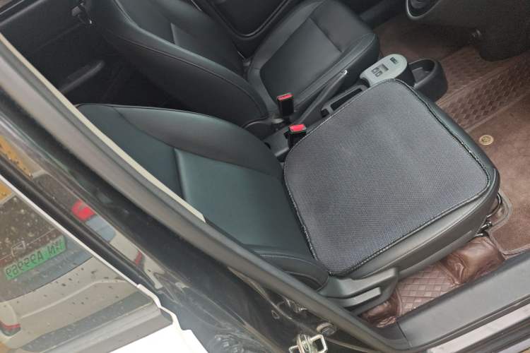 Used ORA Black Cat 2021 351 km Standard Version
