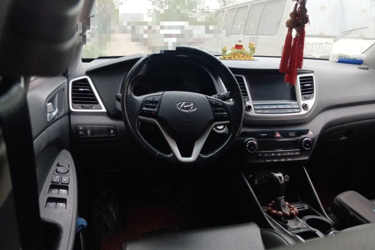 Used Hyundai Tucson 2015 1.6T Dual-Clutch Two-Wheel-Drive Smart Model
