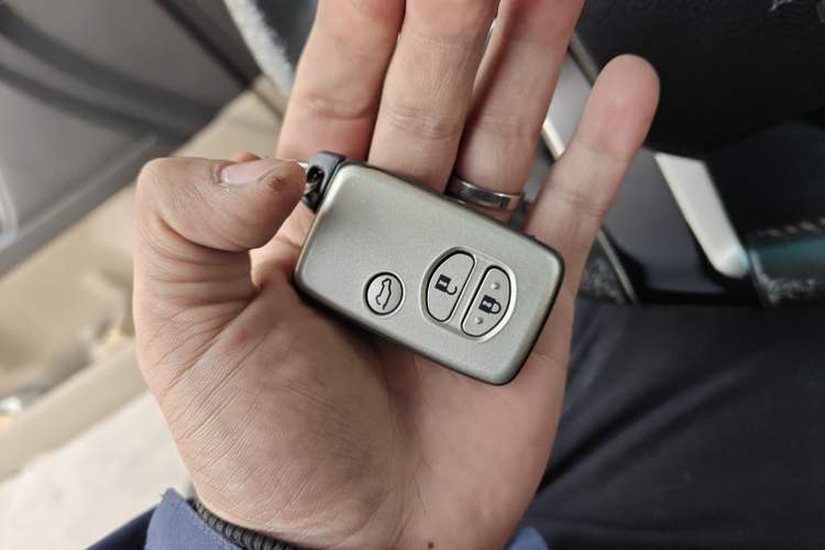 Used Toyota Prado 2010 4.0L Automatic TX-L
