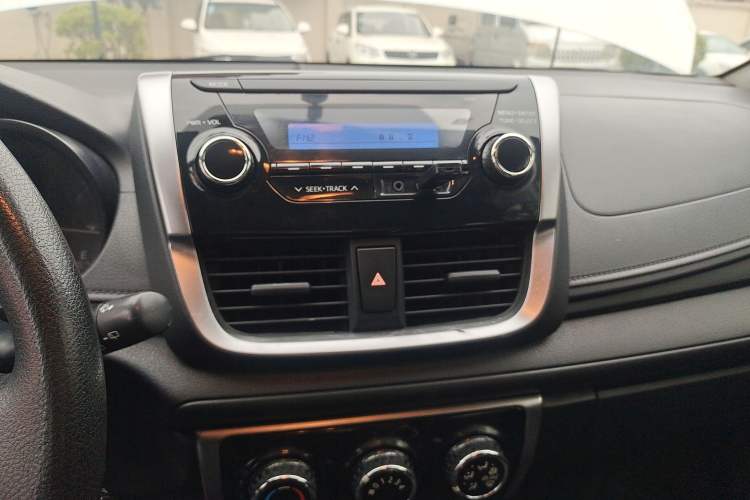 Used Toyota YARiS L Zhi Xuan 2016 Revised 1.5E CVT Charming Edition