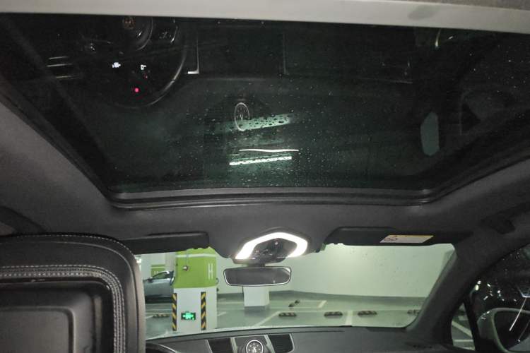 Used Porsche Macan 2018 Macan 2.0T Headliner