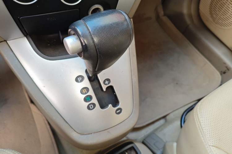 Used Hyundai Tucson 2009 2.0L Automatic Two-Wheel Drive with Sunroof