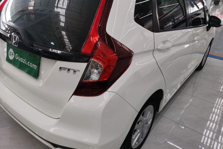 Used Honda Fit 2018 1.5L CVT Comfort Sunroof Version
