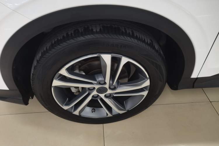 Used Geely Auto Coolray 2021 1.4T DCT Diamond Edition Left Front Wheel Hub