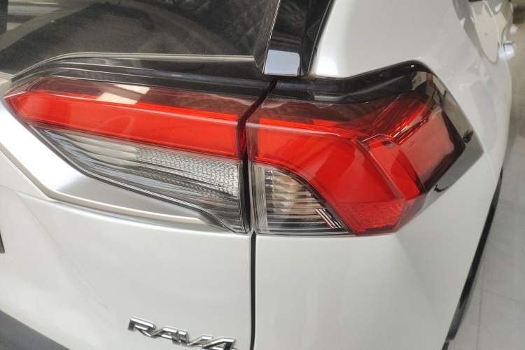 Used Toyota RAV4 2024 2.0L CVT Two-Wheel Drive Fashion Plus Edition