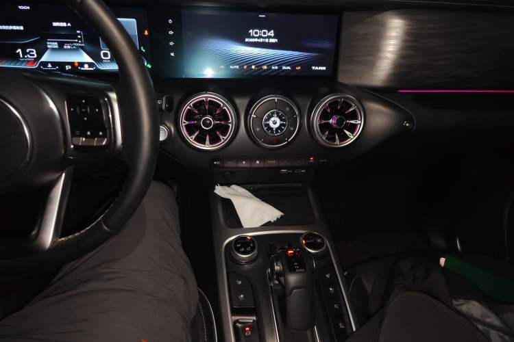 Used Tank 300 2023 City Edition 2.0T Essential Model Audio And AC Panel