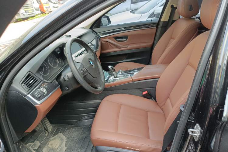 Used BMW 5 Series 2014 520i Elegant Edition