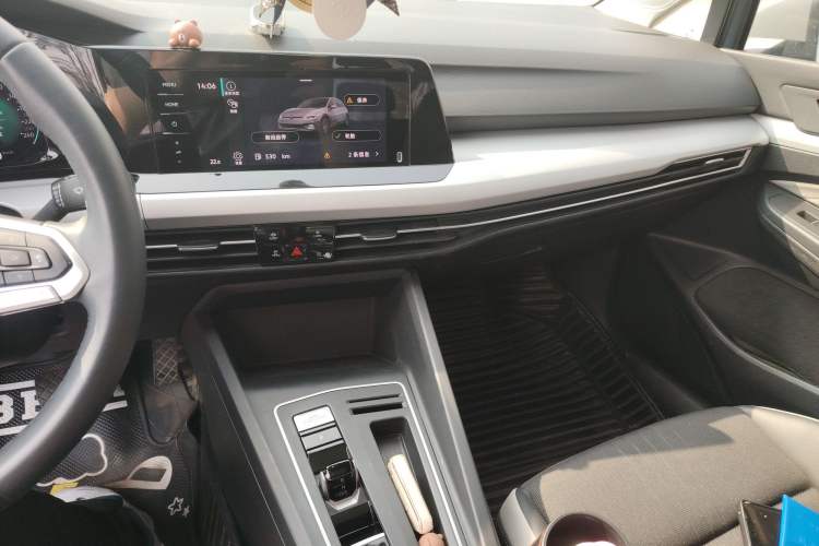 Used Volkswagen Golf 2021 280TSI DSG Pro First Edition Audio And AC Panel