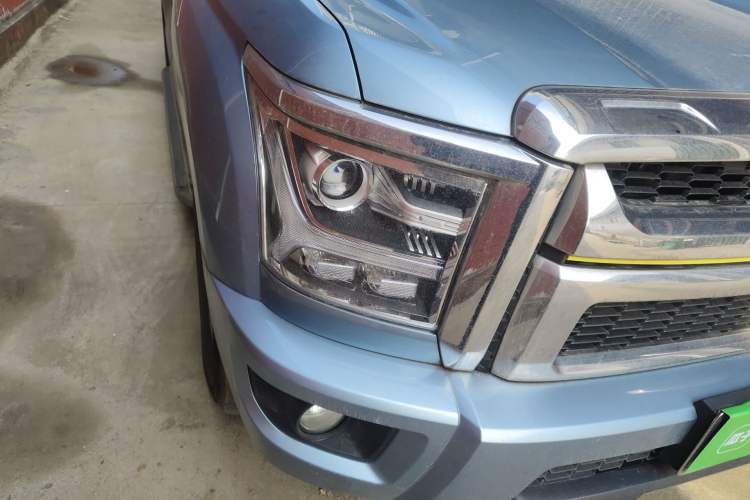 Used Great Wall King Kong Poer 2023 2.0T Automatic Diesel Two-Wheel-Drive Elite Version Flatbed GW4D20M
