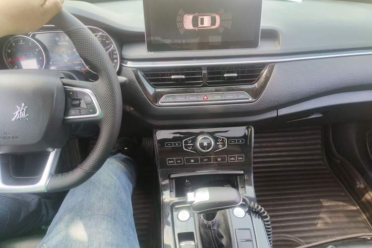 Used Hongqi H5 2019 30TD Dynamic Edition Gear Lever