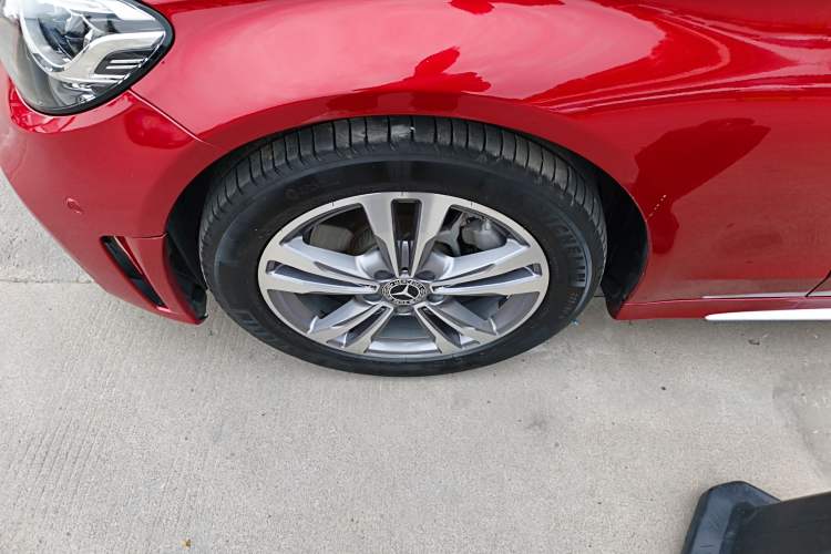 Used Mercedes-Benz C-Class 2021 C 200 L Fashion Edition Sport Version Left Front Wheel Hub