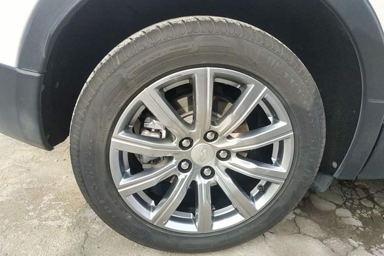 Used Cadillac XT4 2018 28T Two-Wheel-Drive Luxury Model