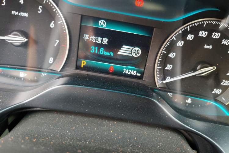 Used Buick GT 2015 15N Automatic Elite Version Odometer Close Up