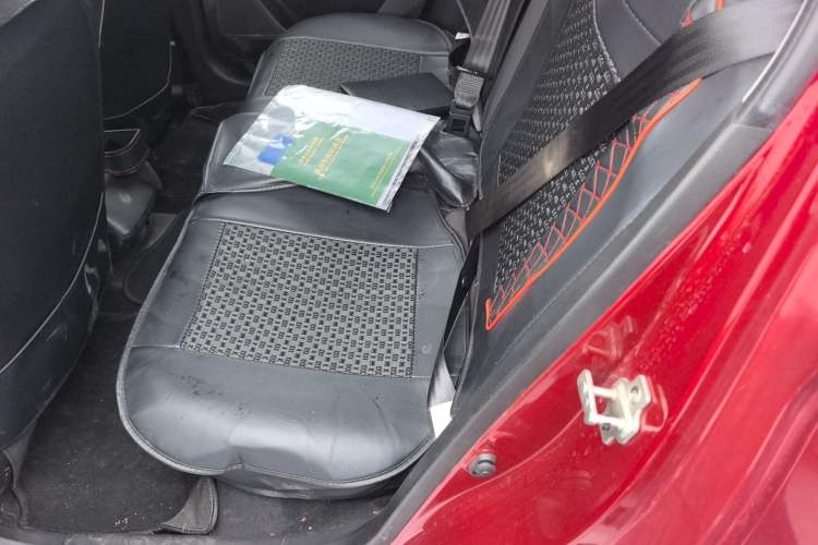 Used Baojun 310 2016 1.2L manual Comfort trim level