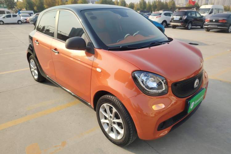 Used smart forfour 2016 1.0L 52 kW Dynamic Edition