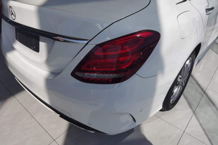 Used Mercedes-Benz C-Class 2018 C 180 L Fashion Edition Sport Version Right Rear Taillight