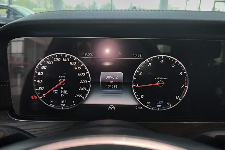Used Mercedes-Benz E-Class 2017 E 320 L 4MATIC Instrument Cluster