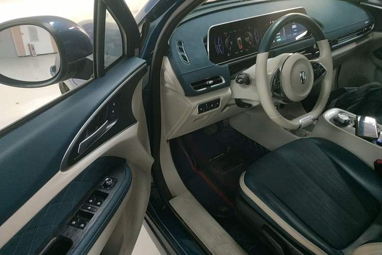 Used ORA Good Cat 2021 400km Standard Range Venus Edition Lithium Iron Phosphate