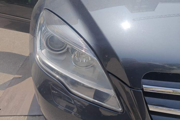 Used Mercedes-Benz R-Class 2014 R 400 4MATIC Luxury Model
