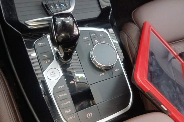 Used BMW X3 2022 xDrive25i M Sport Package Gear Lever