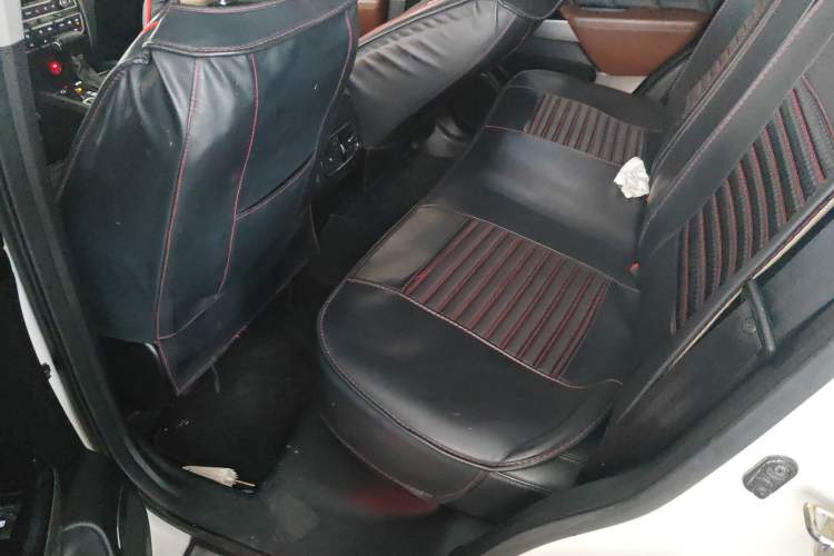 Used GAC Trumpchi GS7 2017 320T Two-Wheel-Drive Luxury Smart Connectivity Model