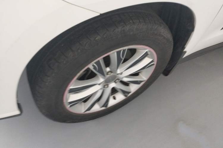 Used Haval H2 2014 1.5T Manual Two-Wheel Drive Elite Edition Exterior 4