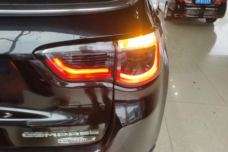 Used Jeep Compass 2017 200T Automatic Family Edition