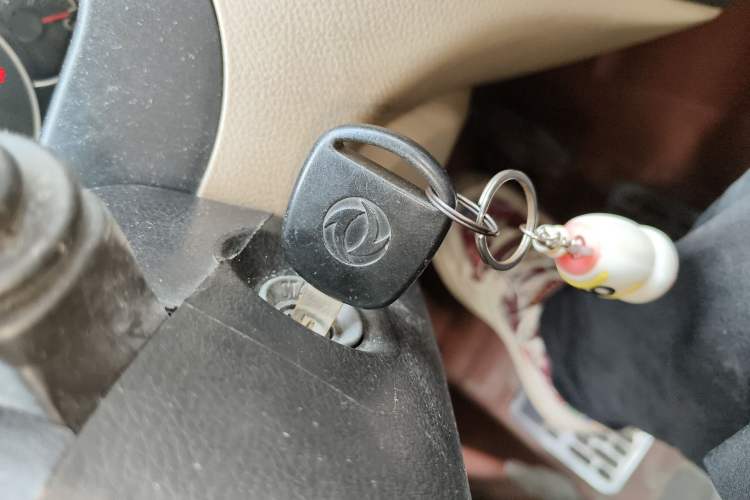 Used Dongfeng Xiaokang C37 2016 1.5L Standard II DK15-06
