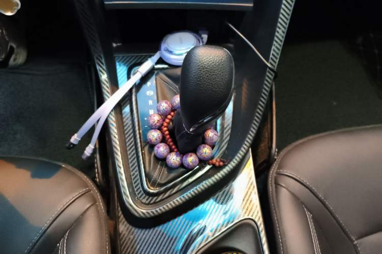 Used Buick GT 2019 18T Automatic Connected Elite Model China VI Standard Gear Lever