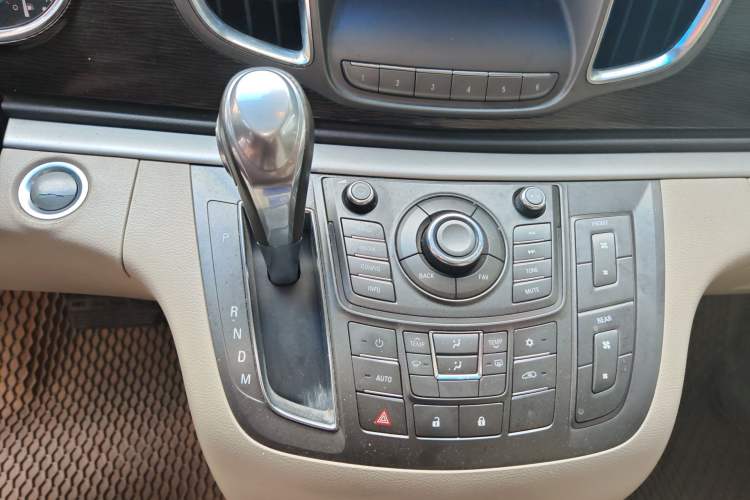 Used Buick GL8 2011 2.4L CT Luxury Business Comfort Edition Gear Lever