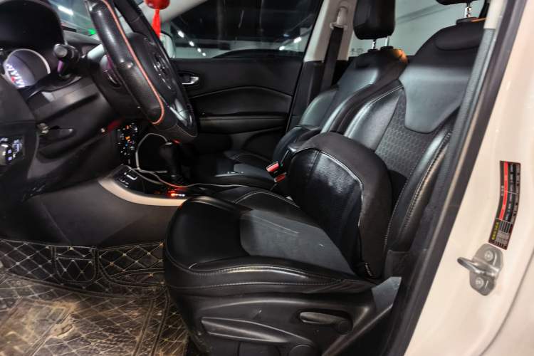 Used Jeep Compass 2020 220T Automatic Leading Edition