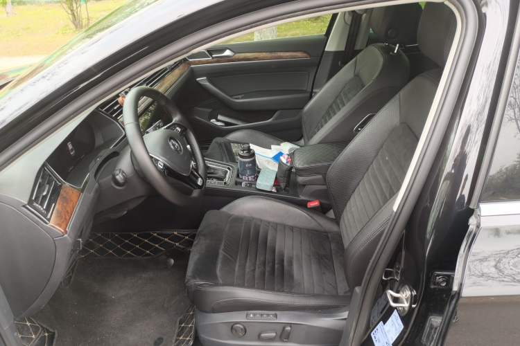 Used Volkswagen Magotan 2018 380TSI DSG Prestige Model Left Front Seat