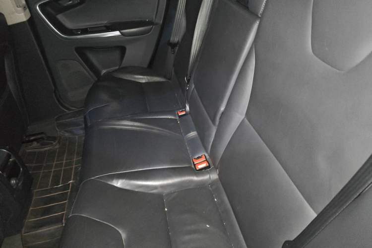 Used Volvo XC60 2017 T5 Smart Upgrade Edition