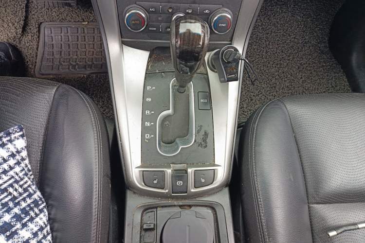 Used Chevrolet Captiva 2014 2.4L 4x4 Flagship Edition 7 Seats