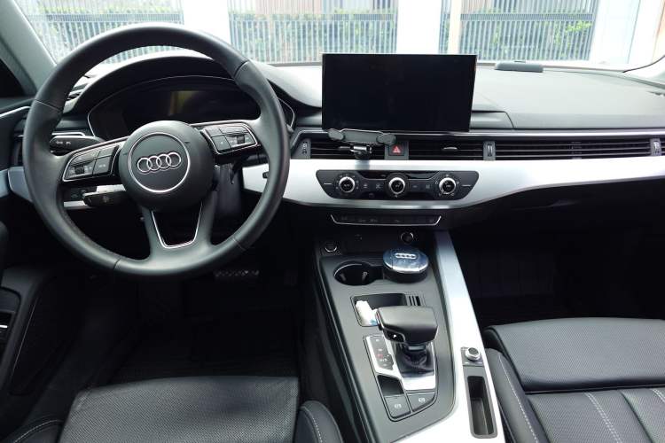 Used Audi A4L 2022 40 TFSI Fashion Dynamic Model