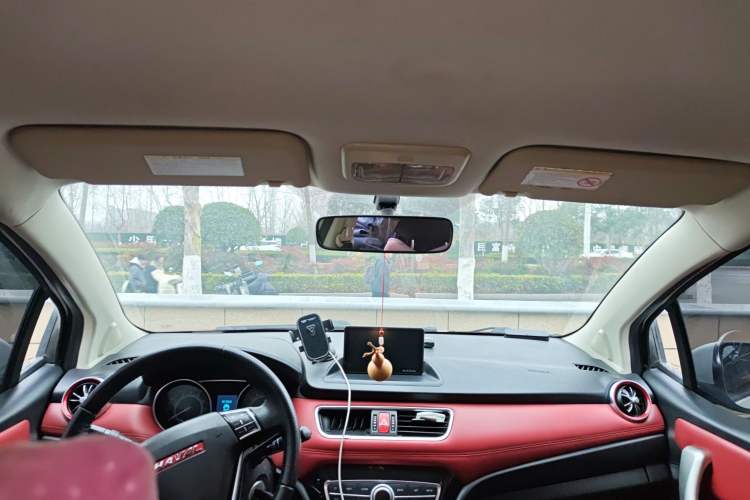 Used Haval H1 2015 1.5L AMT Luxury Model
