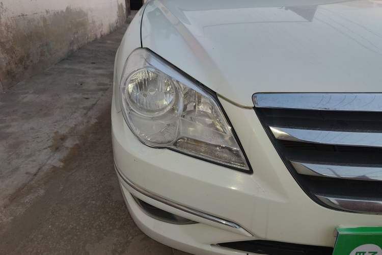 Used Hyundai MoInca 2009 1.8L Manual Comfort Edition GL