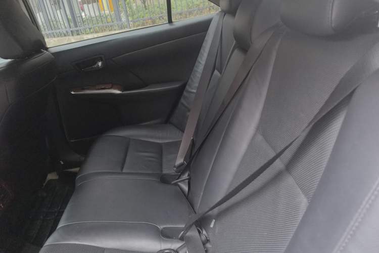 Used Toyota Camry 2013 2.0G Comfort Edition
